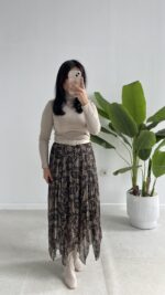 Asimetrik Kesim Desenli Şifon Etek - Görsel 4