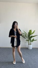 Linda Asimetrik Kesim Keten Gömlek - Siyah - Görsel 3