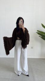 Berlodo Geniş Kol Püsküllü Crop Bluz - Kahve - Görsel 3