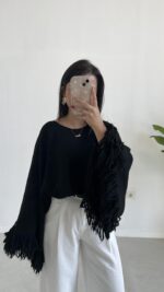 Berlodo Geniş Kol Püsküllü Crop Bluz - Siyah