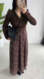 Ekose Kemerli Maxi Şifon Elbise - Kahve - Görsel 6