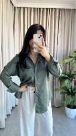 Eyra Oversize Pamuk Saten Gömlek Haki - Görsel 2