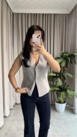 Gold Düğmeli Çelik Triko Yelek Gri