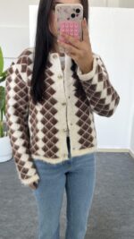 Kardena Baklava Desen Sakallı Hırka - Kahve - Görsel 4