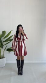 Kruvaze Yakalı Desenli Modal Mini Elbise - Bordo - Görsel 4