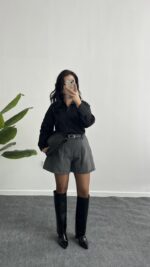 Marka Model Kaşe Şort