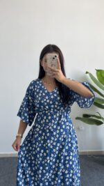 Oria Papatya Desenli Çan Elbise - Mavi - Görsel 3