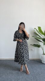 Oria Papatya Desenli Çan Elbise - Siyah - Görsel 2