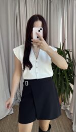 Siyah Kemer Detay Şort Etek - Görsel 3