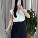 Siyah Kemer Detay Şort Etek