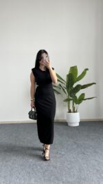 Siyah Toka Detaylı Elbise - Görsel 3