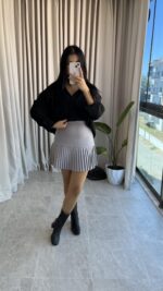 Yonca Gri Pileli Etek