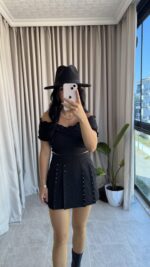 Zımba Detay Şortlu Etek