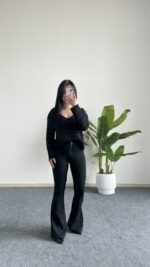 Fermuar Detay İspanyol Paça Pantolon