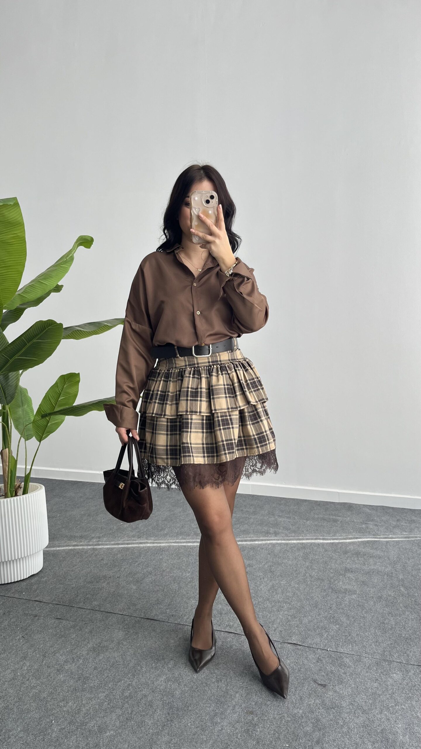 hanna-ekose-kemerli-etek-ekru-c0-ecb-scaled-1-1-1.jpeg Hanna Ekose Kemerli Etek - Ekru - Görsel 1