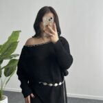 Lisa Yakası Taşlı Asimetrik Triko Bluz - Siyah