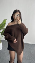 Lisa Yakası Taşlı Asimetrik Triko Bluz - Acı Kahve - Görsel 2