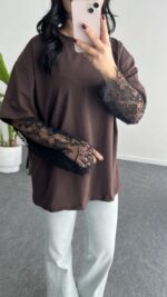 Loi Dantel Detaylı Oversize Tişört - Kahve - Görsel 3