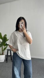 İnci Detaylı Tişört - Taş