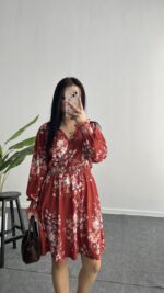 Pelvin Çiçek Desenli Elbise - Görsel 9