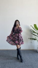 Kemerli Kruvaze Yaka Çiçekli Şifon Elbise - Pembe