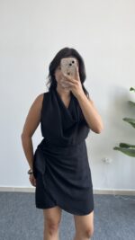 Mira Degaje Yaka Anvelop Elbise - Siyah - Görsel 4