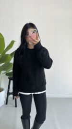 Saç Örgü Siyah Kazak - Görsel 3