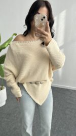 Lisa Yakası Taşlı Asimetrik Triko Bluz - Krem - Görsel 7