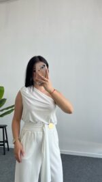 Gold Aksesuarlı Tek Omuz Bluz - Beyaz - Görsel 3