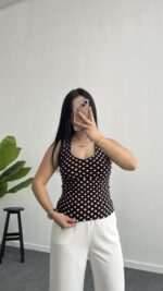 Boyundan Geçmeli Puantiyeli Bluz - Kahve - Görsel 2
